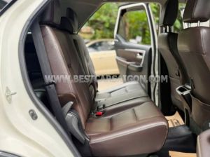 Xe Toyota Fortuner 2.7V 4x2 AT 2020