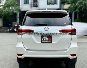 Xe Toyota Fortuner 2.7V 4x2 AT 2020