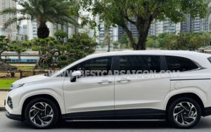 Xe Hyundai Custin Cao Cấp 2.0T 2023