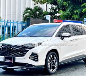 Xe Hyundai Custin Cao Cấp 2.0T 2023
