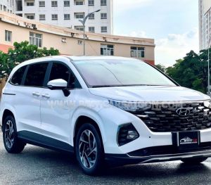 Xe Hyundai Custin Cao Cấp 2.0T 2023