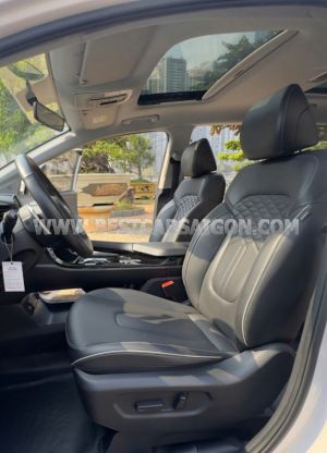 Xe Hyundai Custin Đặc Biệt 1.5T 2024