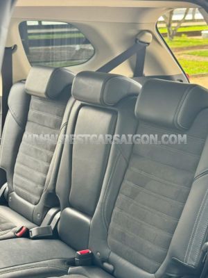 Xe Mitsubishi Outlander 2.0 CVT 2023