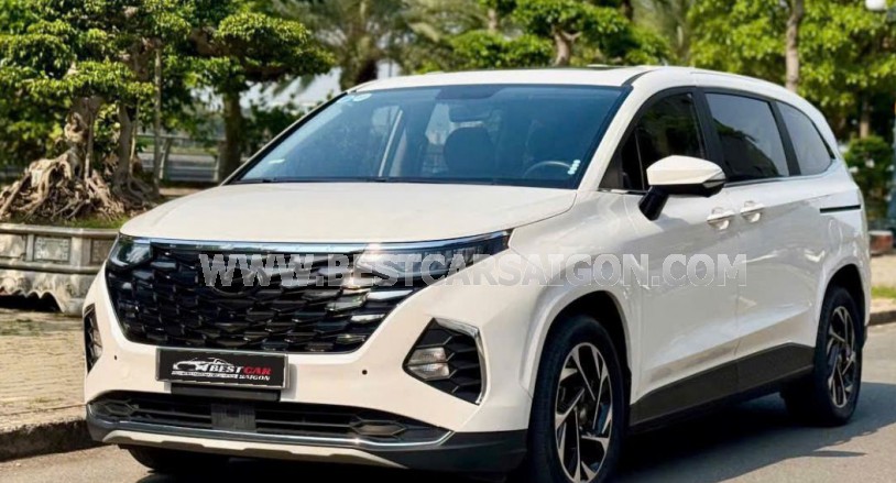 Hyundai Custin Đặc Biệt 1.5T 2024