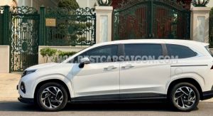 Xe Hyundai Custin Đặc Biệt 1.5T 2024