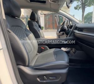 Xe Hyundai Custin Đặc Biệt 1.5T 2024