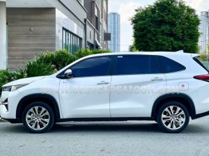 Xe Toyota Innova Cross HEV 2.0 CVT 2025