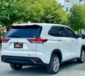 Xe Toyota Innova Cross HEV 2.0 CVT 2025