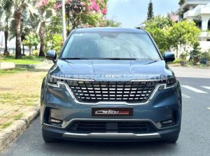 Kia Carnival Signature 2.2D